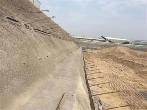 浑江河道边坡加固